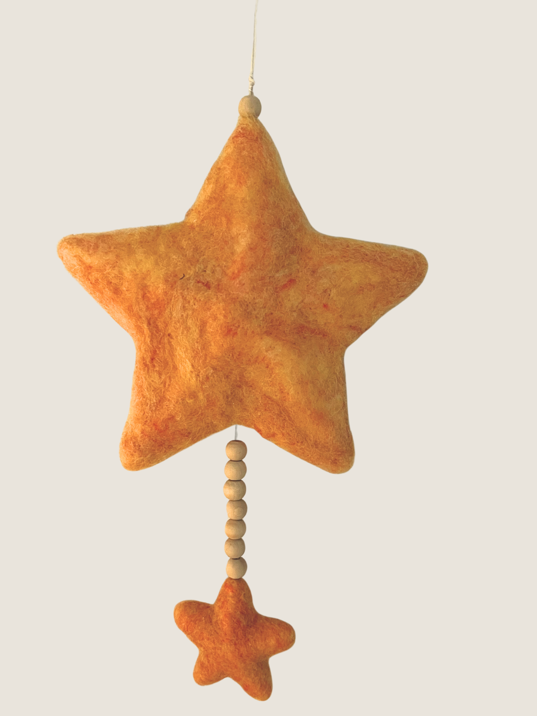 Stern mit Holzperlen - Hängedekoration